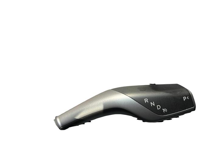 Hvid Tesla Model Y fra 2023
