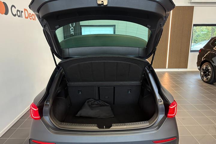 Grå Cupra Leon fra 2021