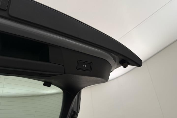 Grå VW ID.5 fra 2023