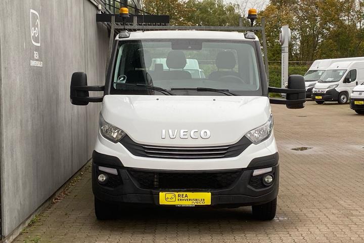 Hvid Iveco Daily fra 2016