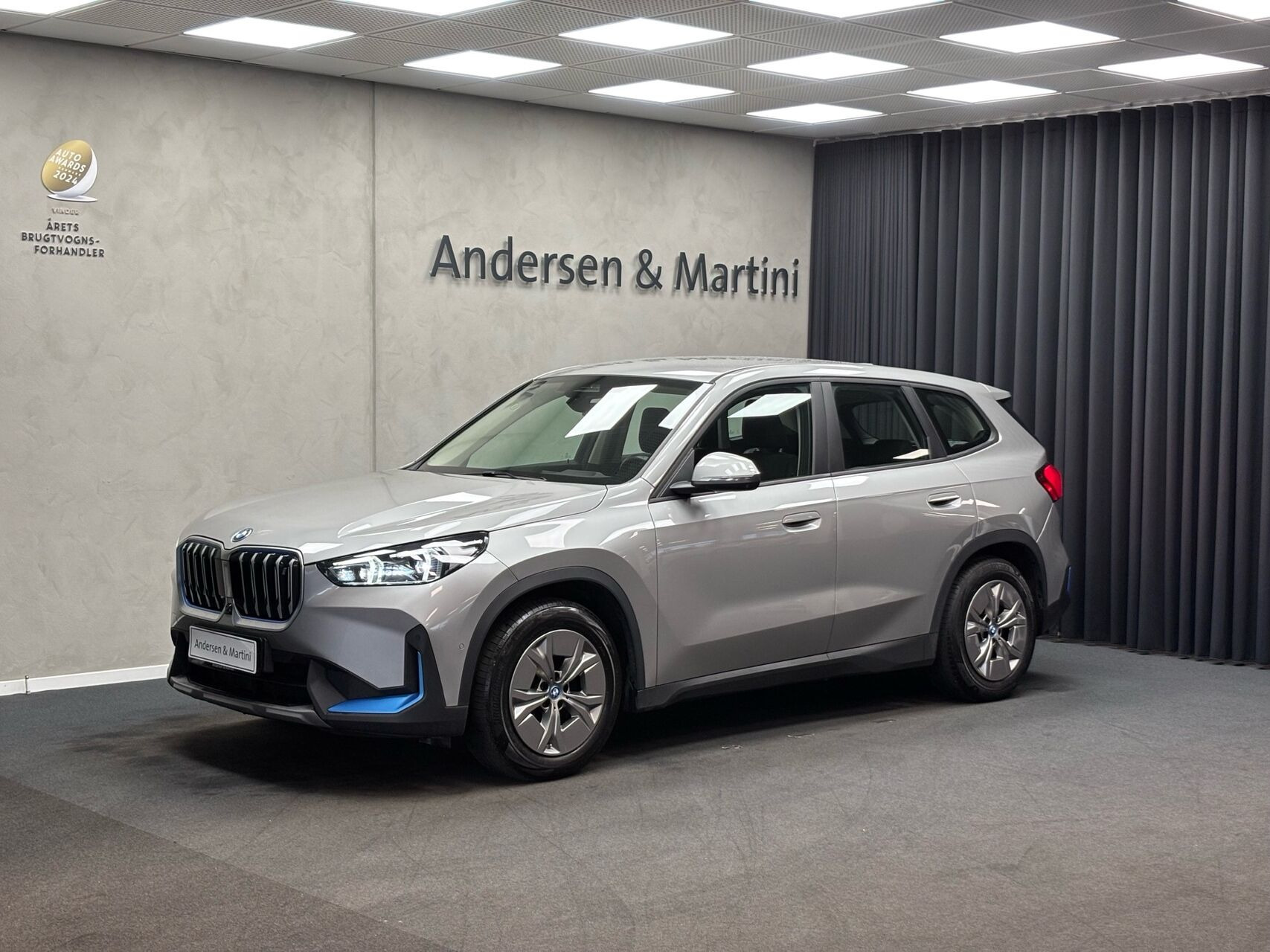 BMW iX1 xDrive30 EL 4x4 313HK 5d Aut.