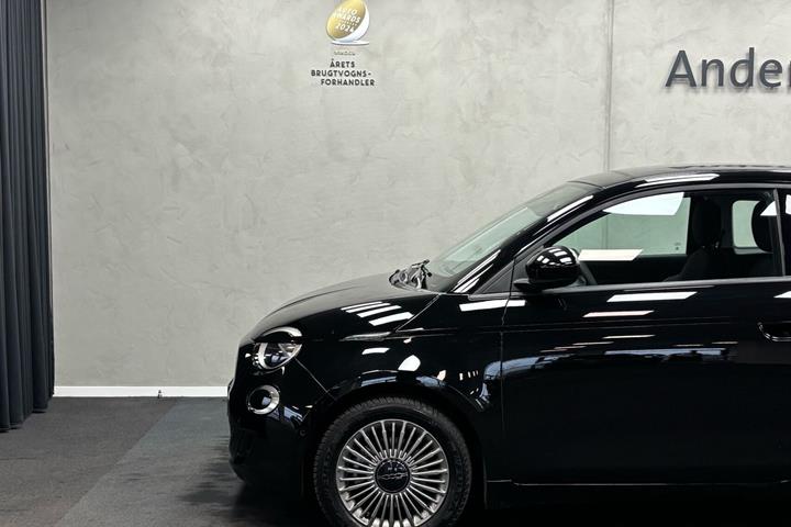 Sort Fiat 500e fra 2023