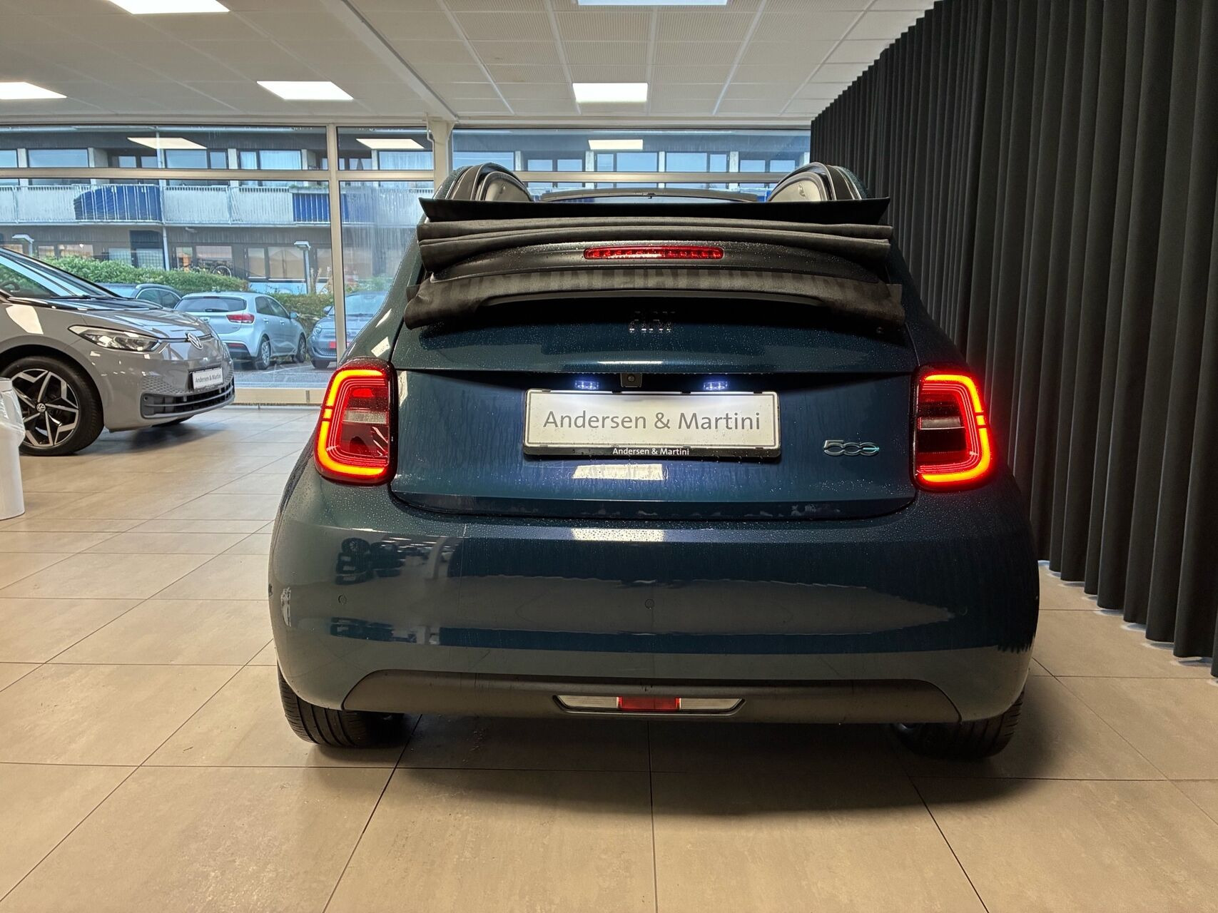 Grøn Fiat 500e fra 2024