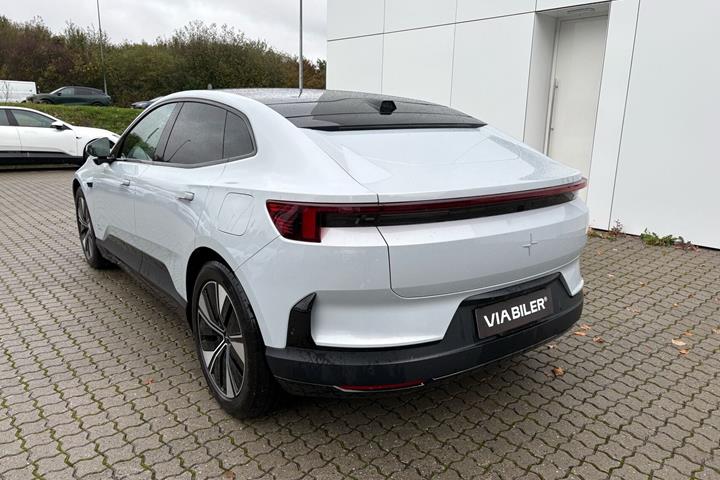 undefined Polestar 4 fra 2026