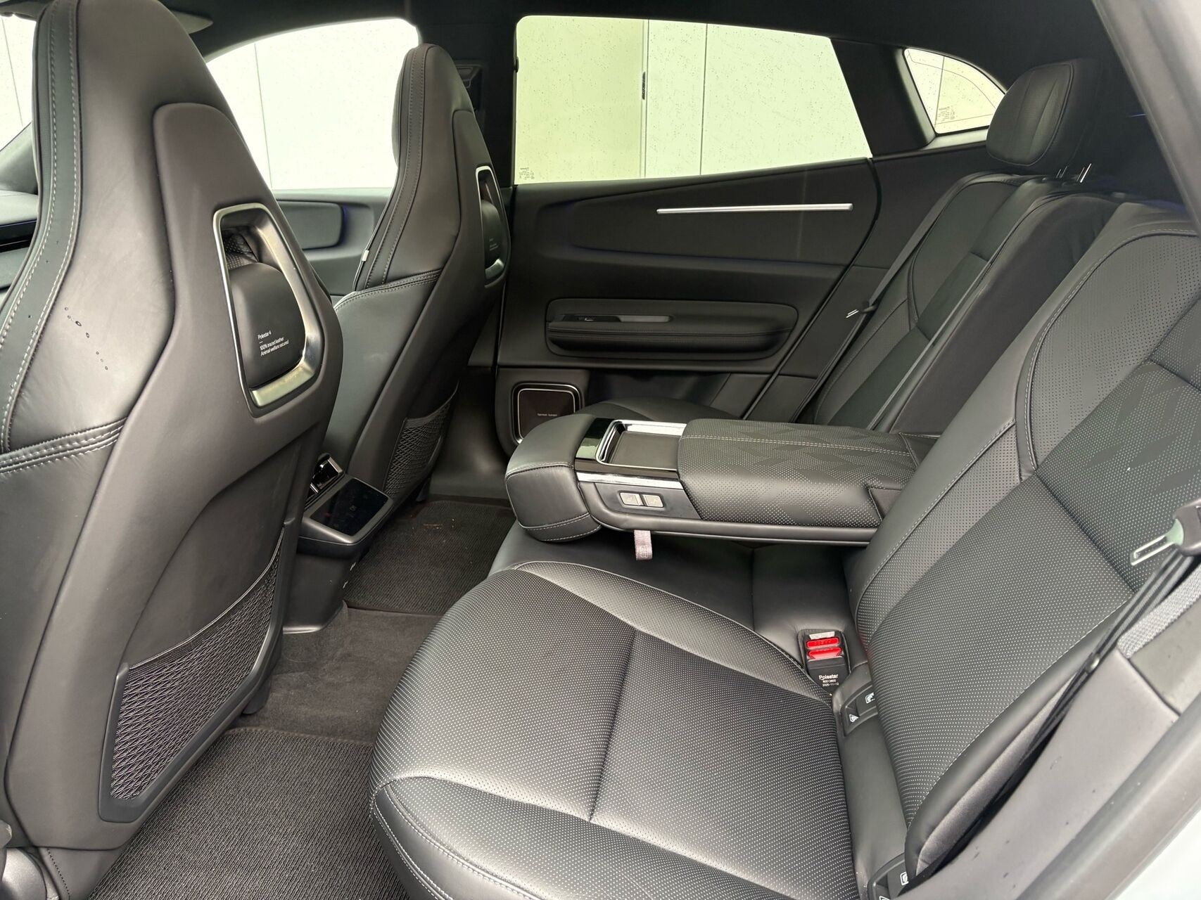 undefined Polestar 4 fra 2026