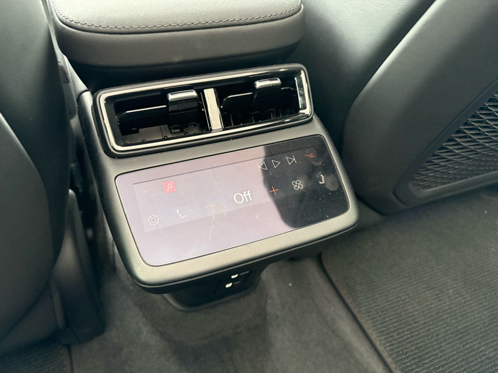 undefined Polestar 4 fra 2026
