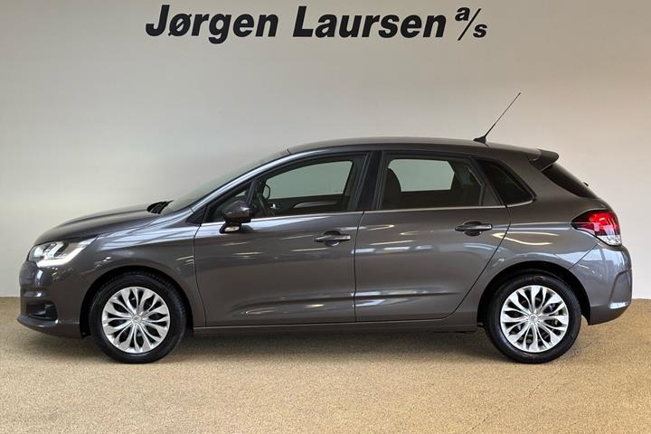 Sort Citroën C4 fra 2018