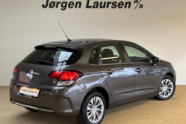 Sort Citroën C4 fra 2018