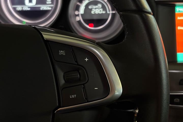 Sort Citroën C4 fra 2018