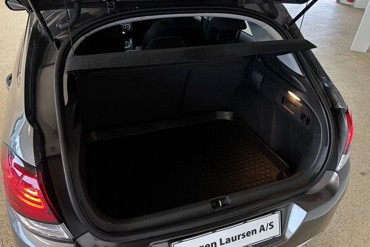 Sort Citroën C4 fra 2018