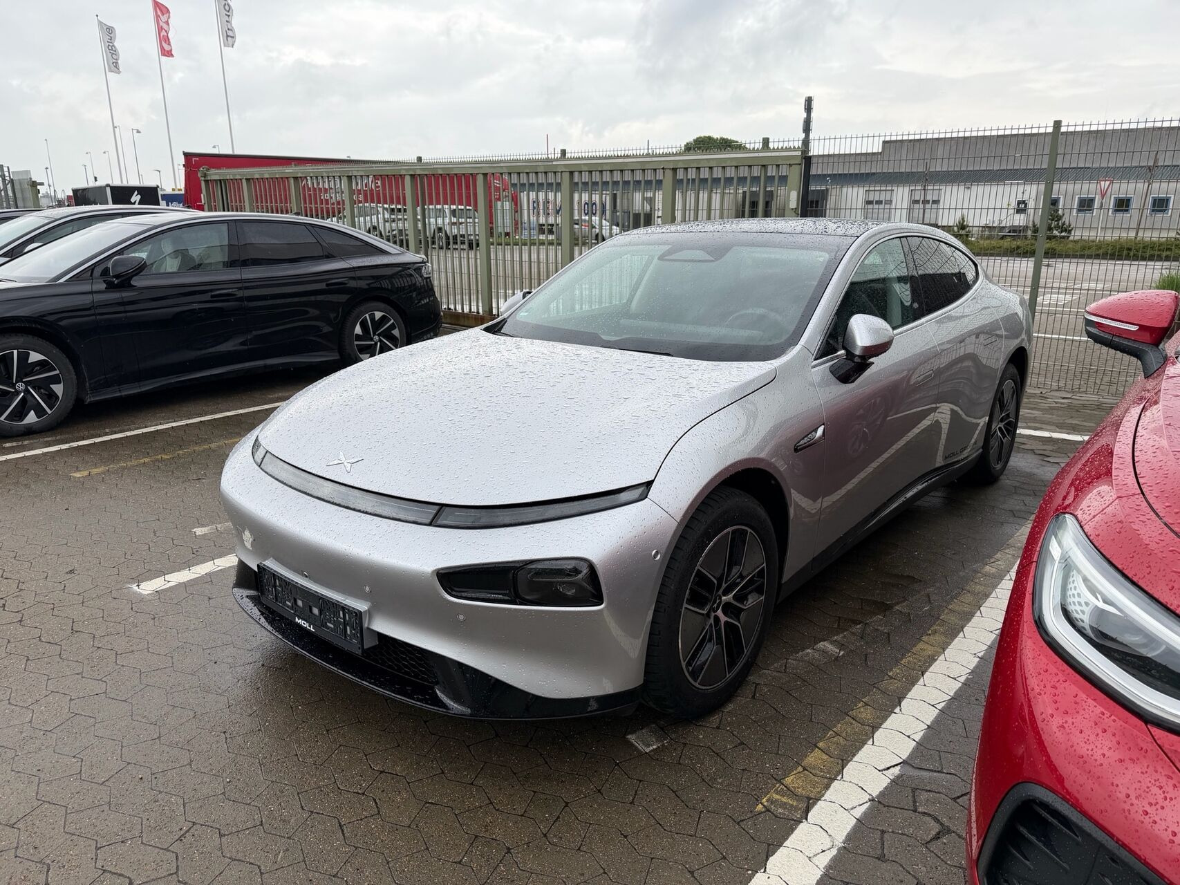 Sølv Xpeng P7 fra 2025