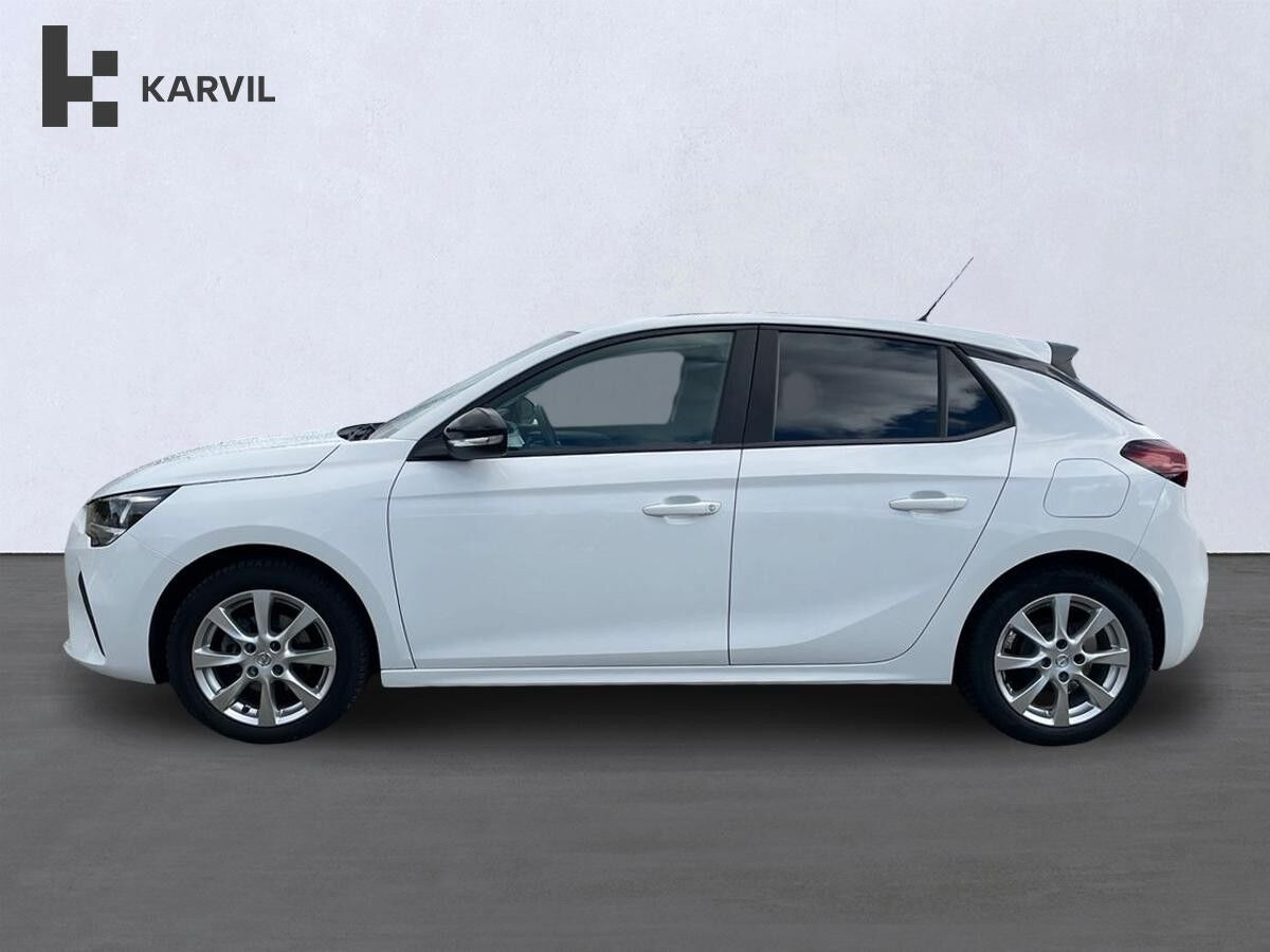 Hvid Opel Corsa fra 2023