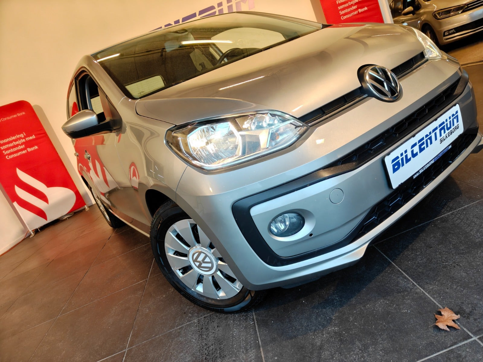 Grå VW UP! fra 2018