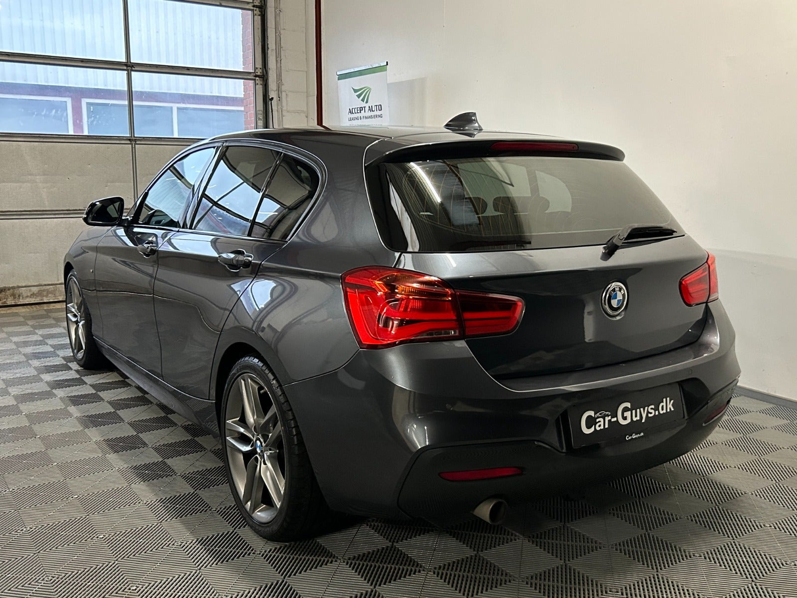 undefined BMW 118i fra 2018