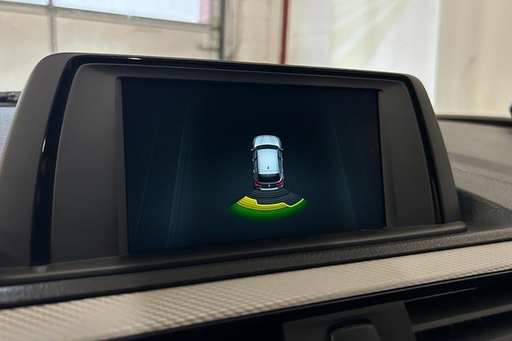 undefined BMW 118i fra 2018