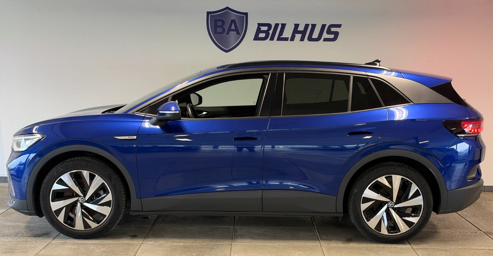 Blå VW ID.4 fra 2023