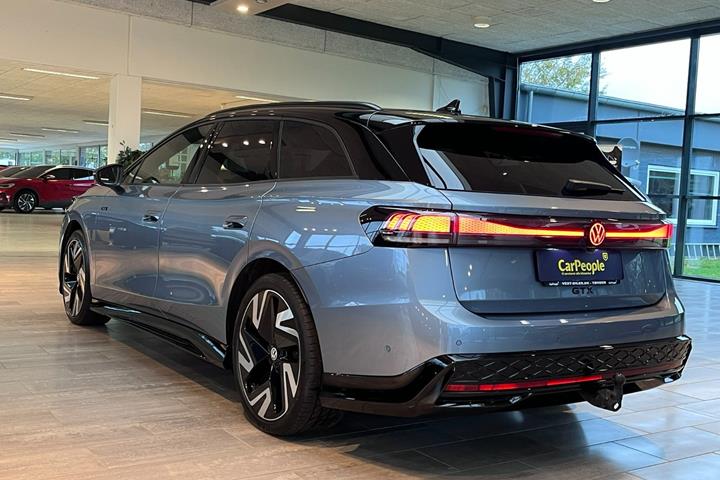 Blå VW ID.7 fra 2026