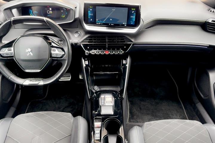 undefined Peugeot e-2008 fra 2022