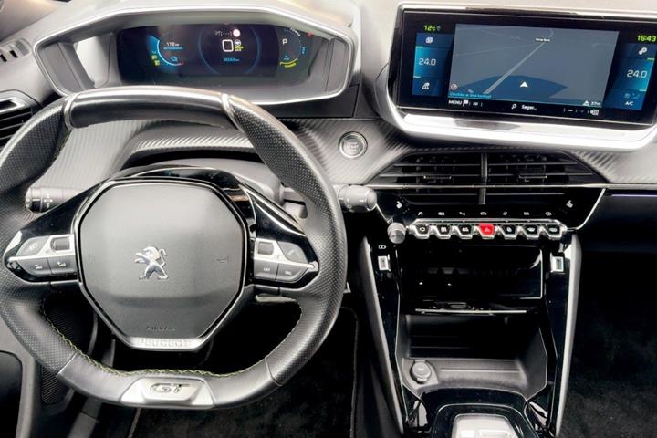 undefined Peugeot e-2008 fra 2022