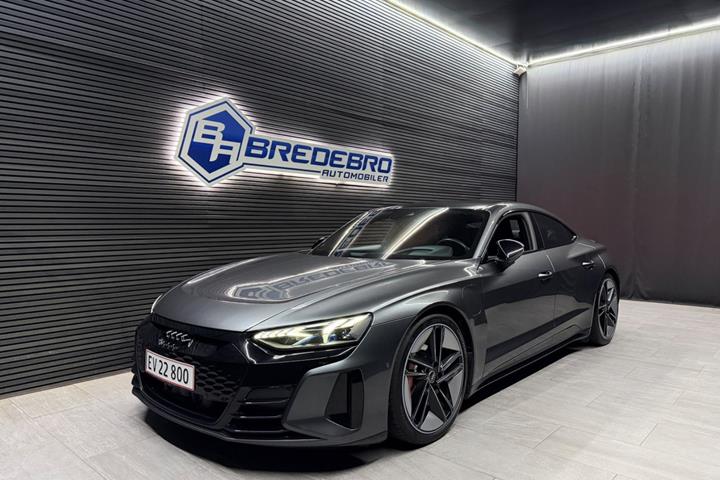 Grå Audi e-tron GT fra 2021