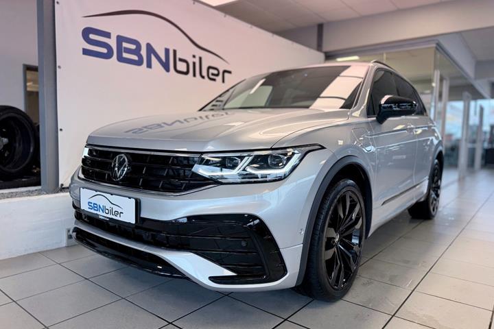 Sølv VW Tiguan fra 2024