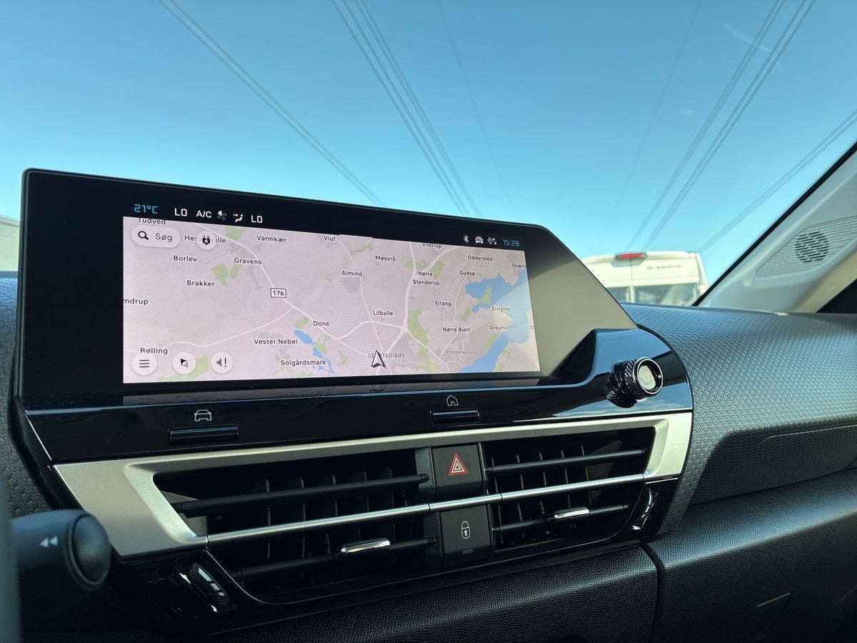 Hvid Citroën ë-C4 X fra 2024