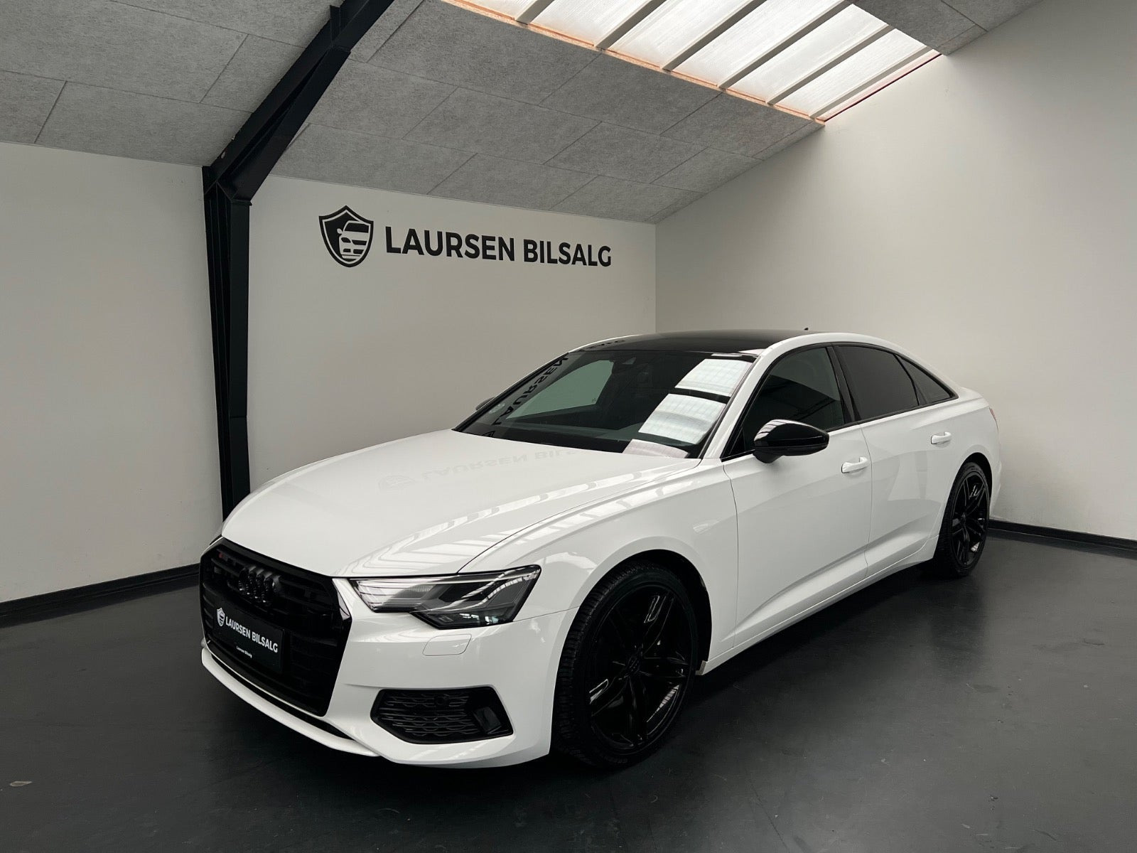 Hvid Audi A6 fra 2019