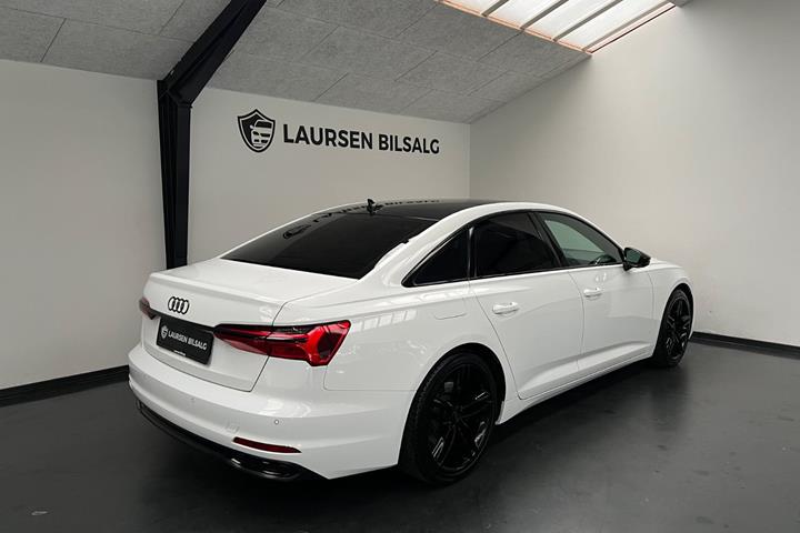 Hvid Audi A6 fra 2019