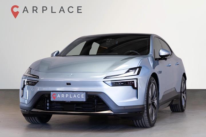 Blå Polestar 4 fra 2025