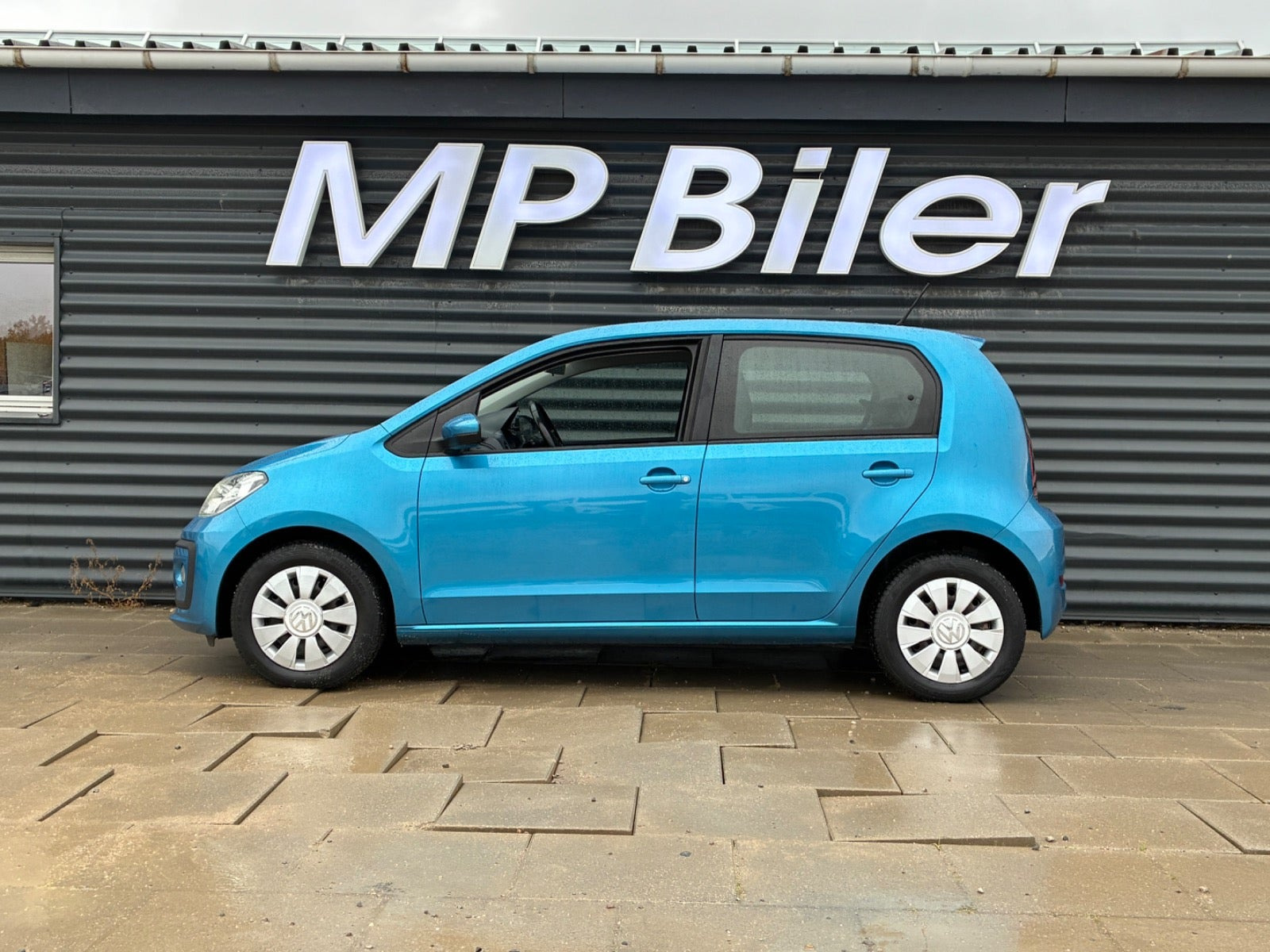 Blå VW UP! fra 2017