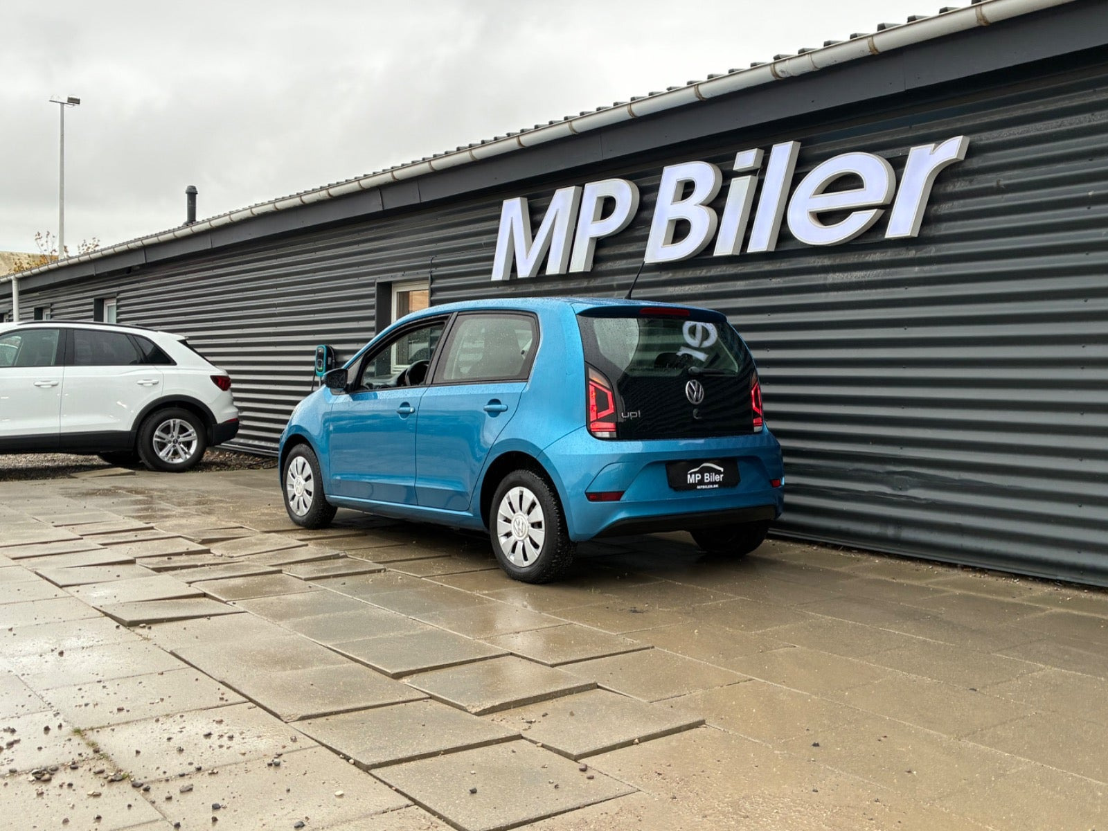 Blå VW UP! fra 2017