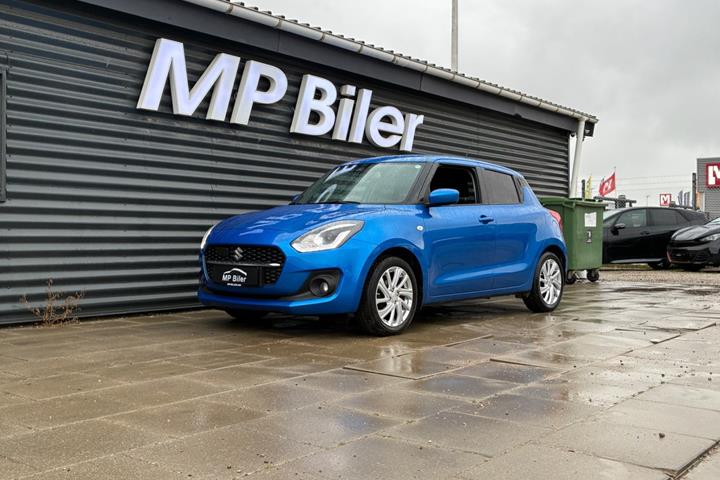 Blå Suzuki Swift fra 2024