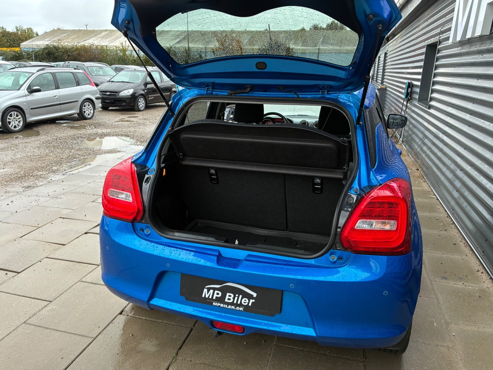 Blå Suzuki Swift fra 2024