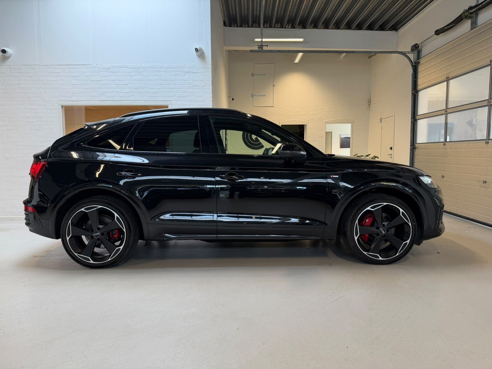 Sort Audi Q5 fra 2022