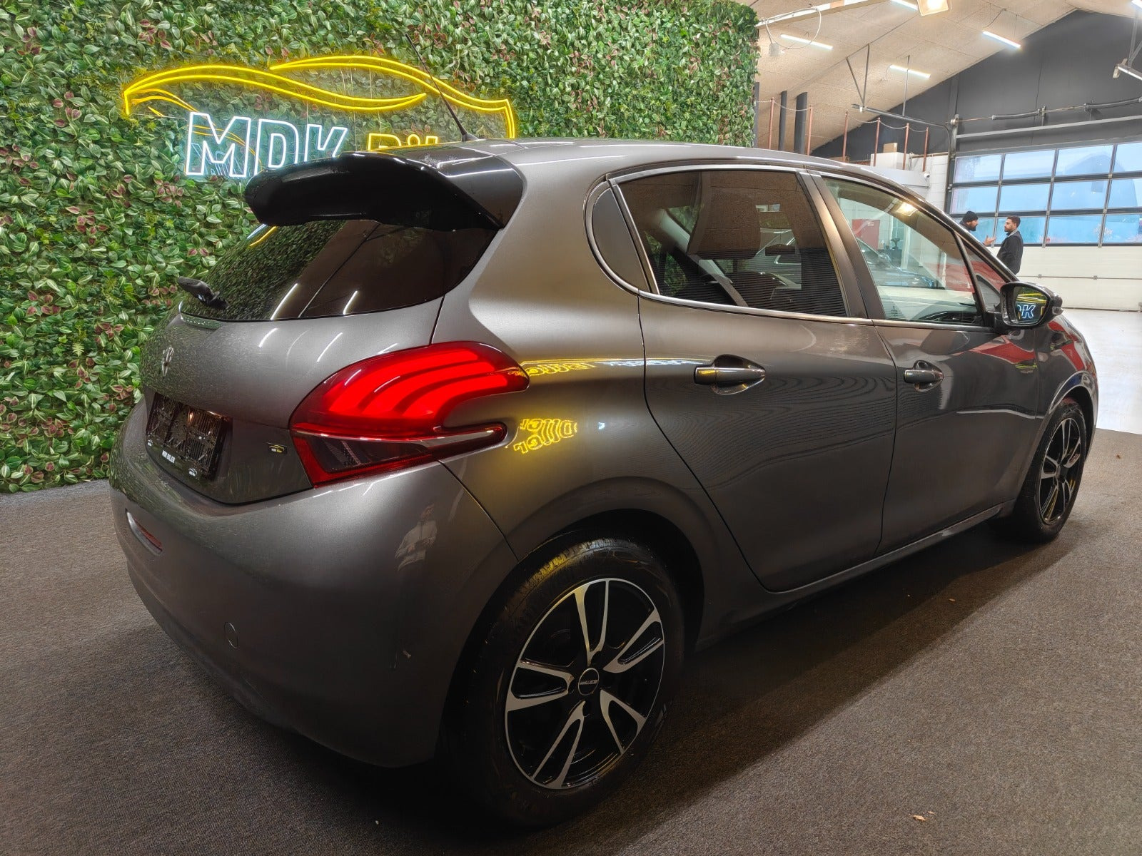 undefined Peugeot 208 fra 2019