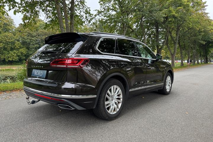 Grøn VW Touareg fra 2018