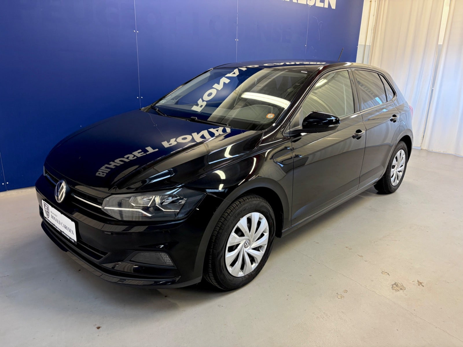 Sort VW Polo fra 2020