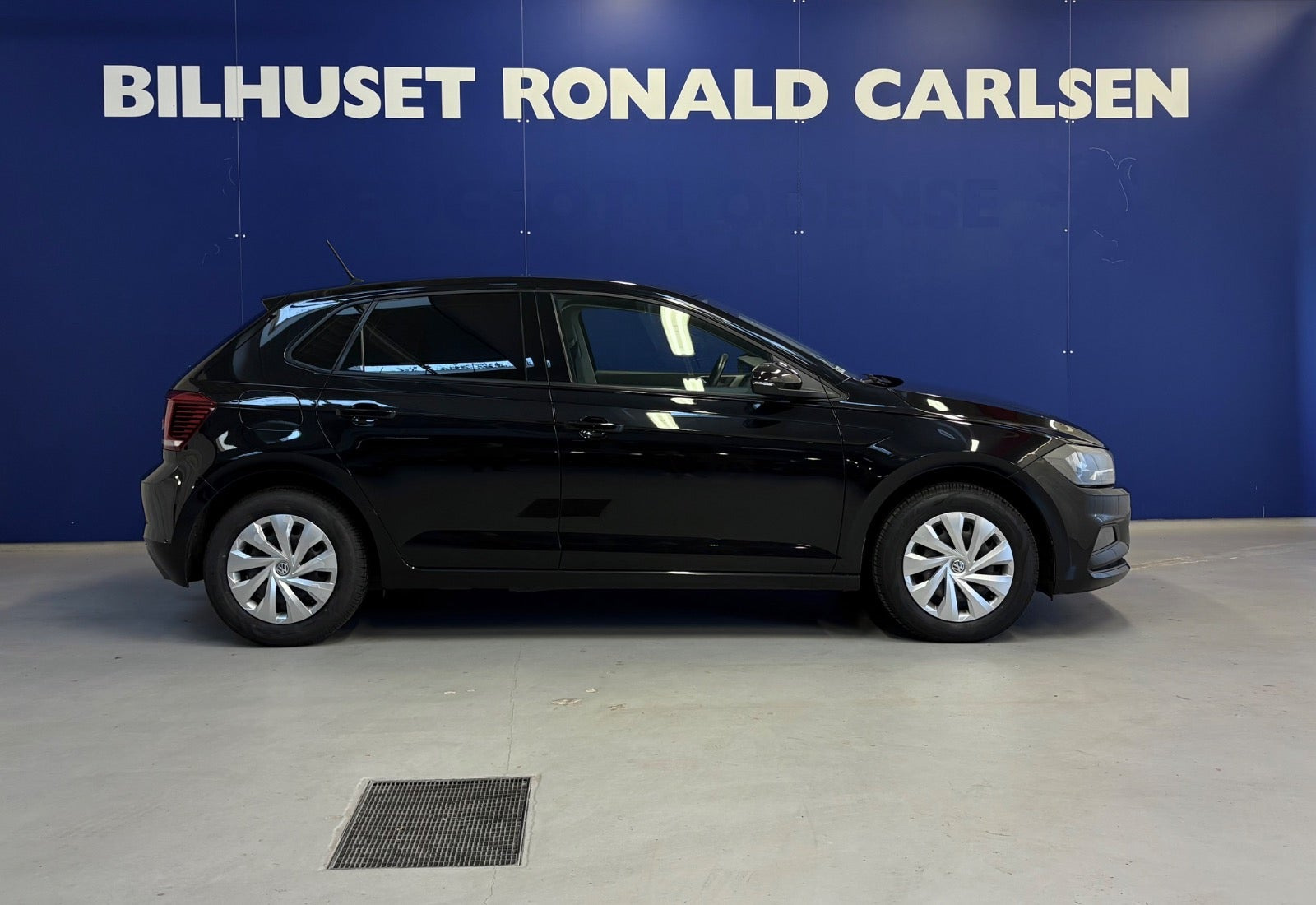Sort VW Polo fra 2020