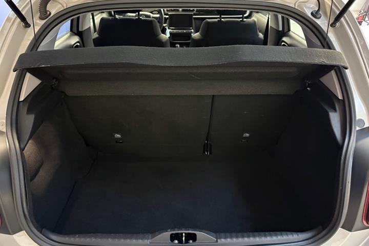 Beige Citroën C3 fra 2021