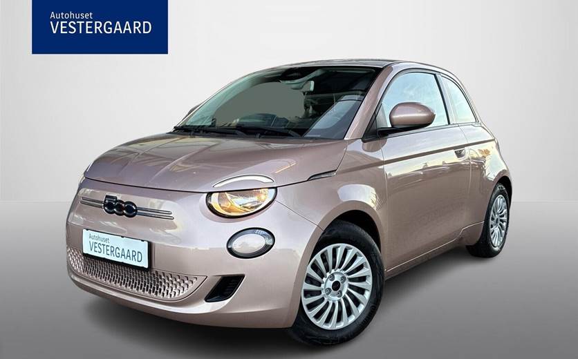 Fiat 500e 24 Action