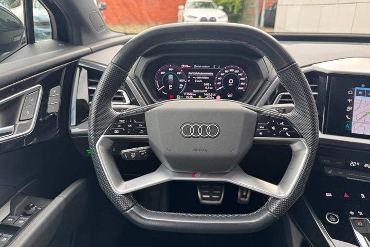Sort Audi Q4 e-tron fra 2022
