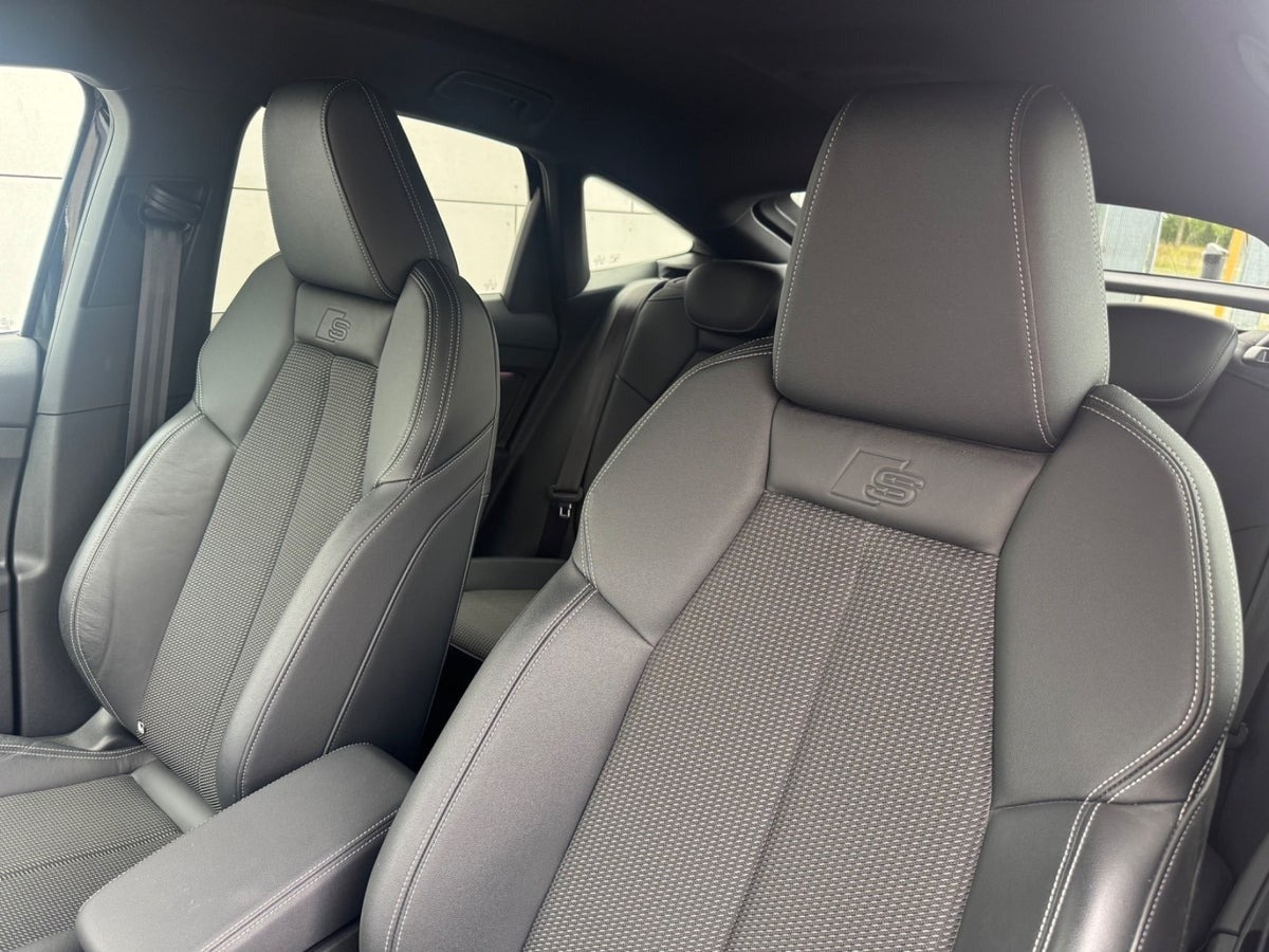 Sort Audi Q4 e-tron fra 2022