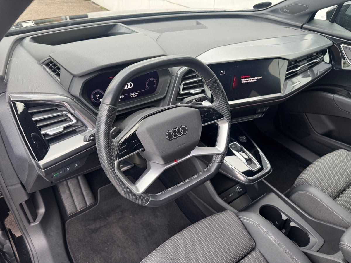 Sort Audi Q4 e-tron fra 2022