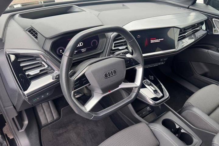 Sort Audi Q4 e-tron fra 2022