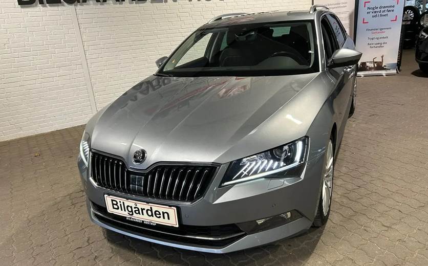 Skoda Superb 2,0 TDi 150 Style Combi DSG