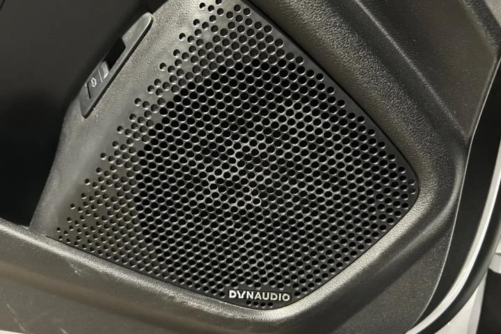 Hvid BYD Seal fra 2024
