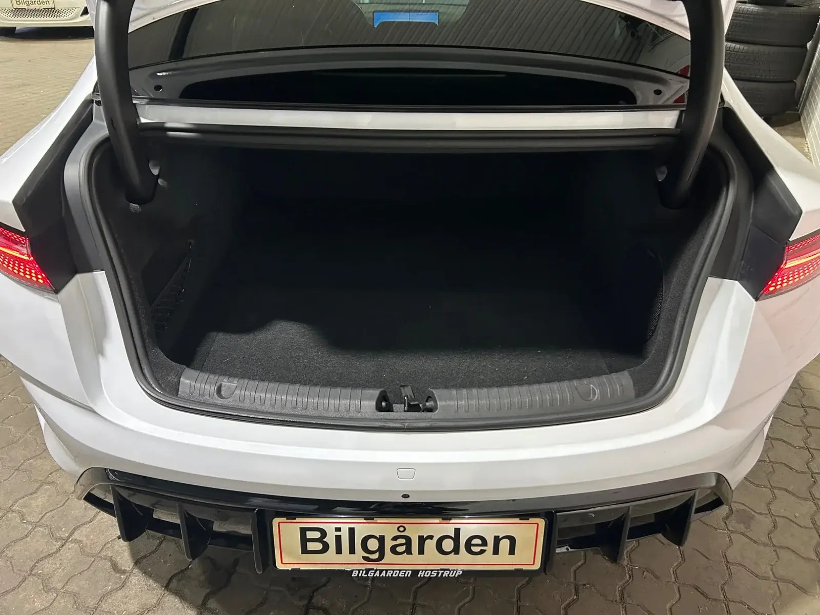 Hvid BYD Seal fra 2024