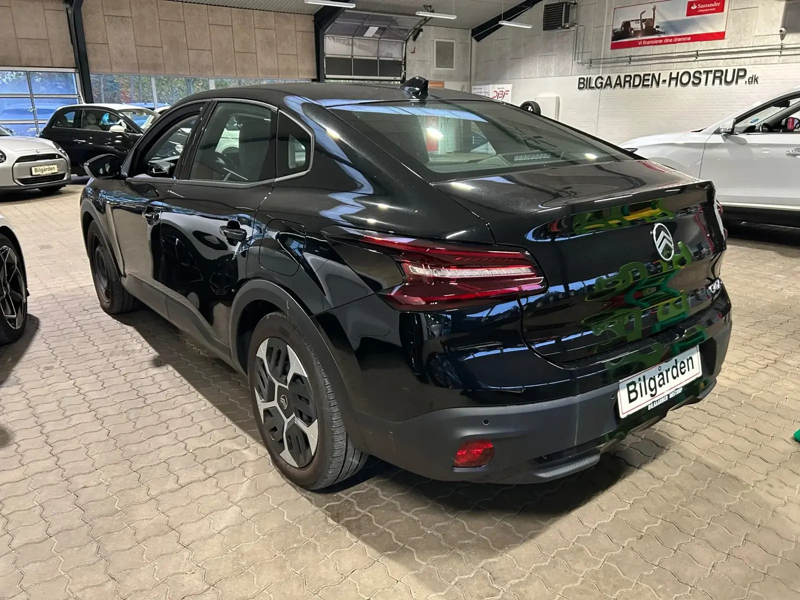Sort Citroën ë-C4 X fra 2025