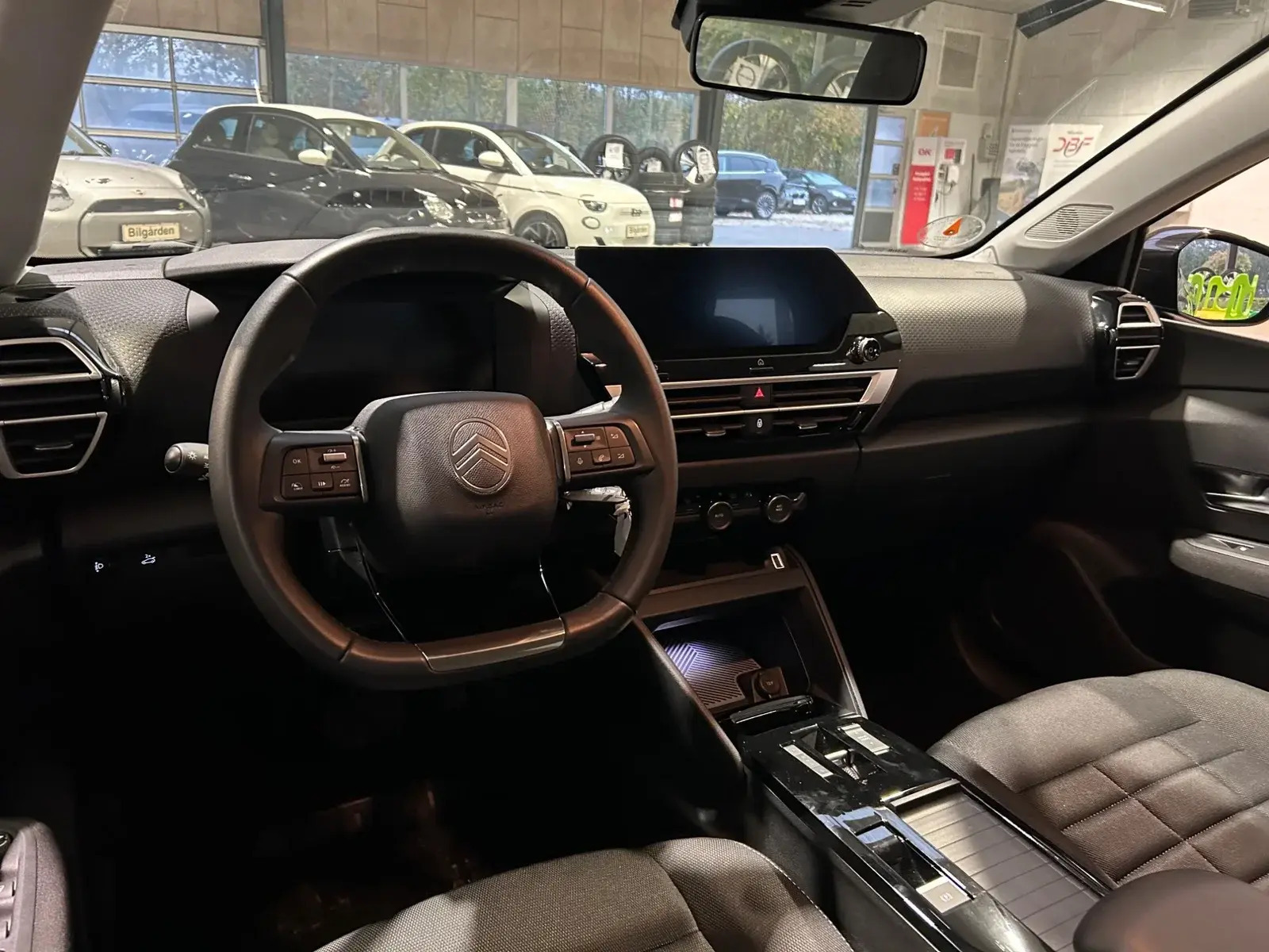 Sort Citroën ë-C4 X fra 2025