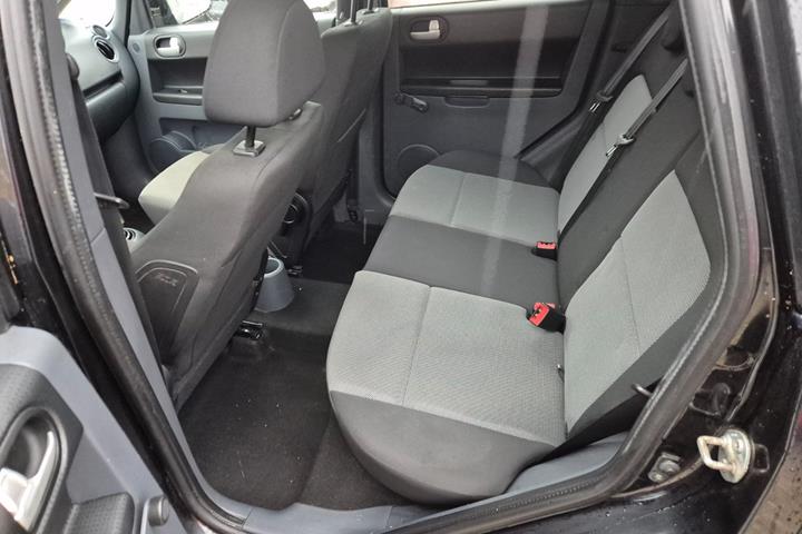 undefined Mitsubishi Colt fra 2010